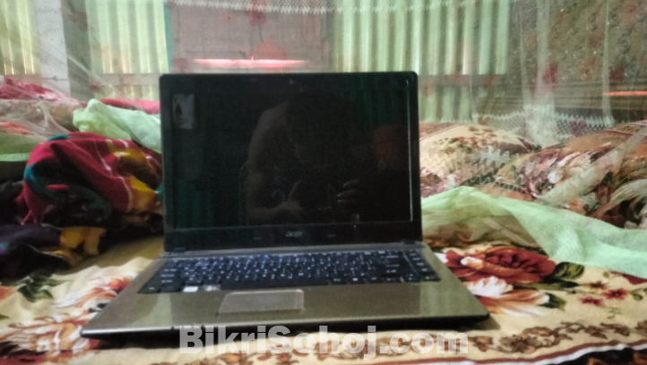 Acer Laptop for Sale – Good Condition, Extra Keyboard